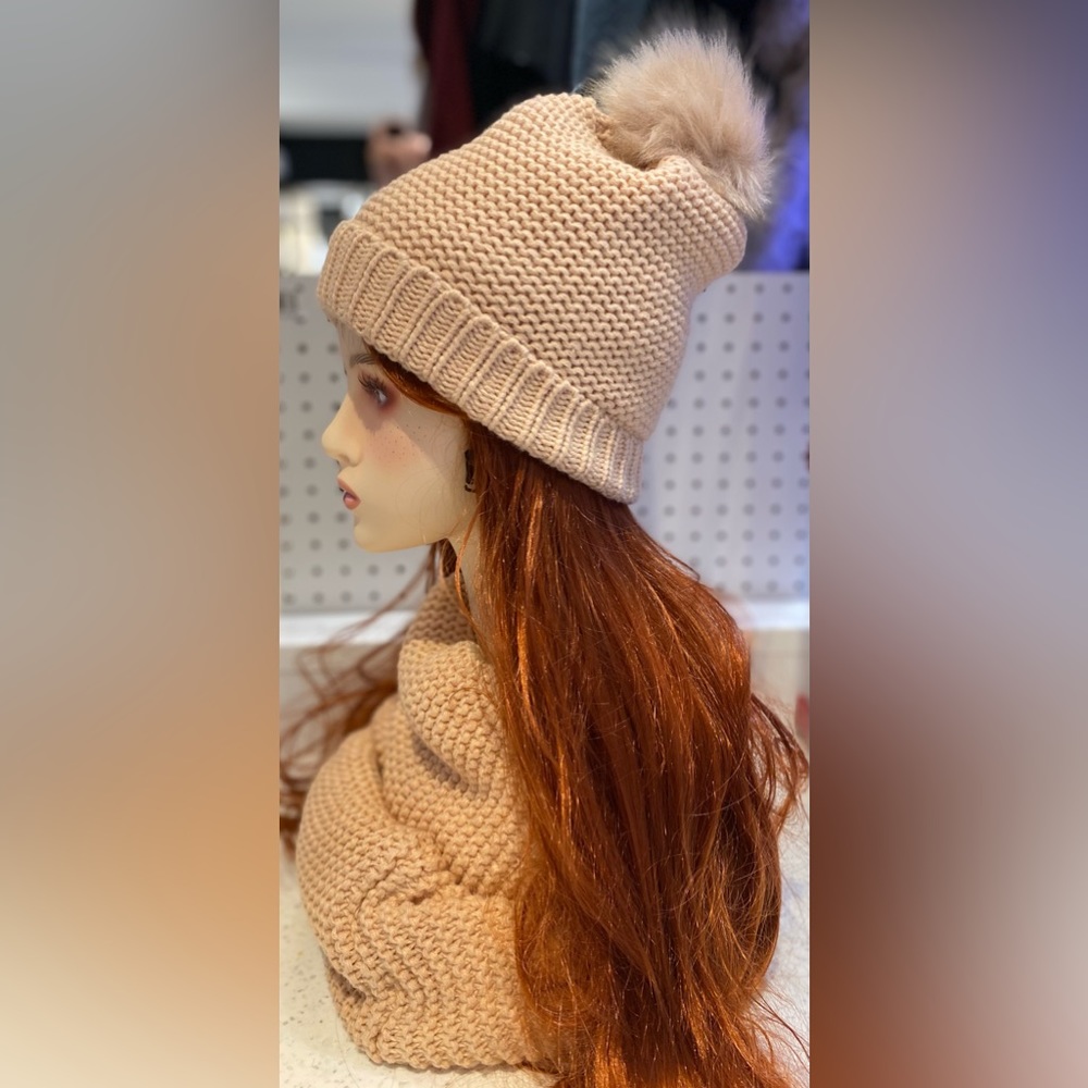 C & D Women Hat And Scarf Set View 2